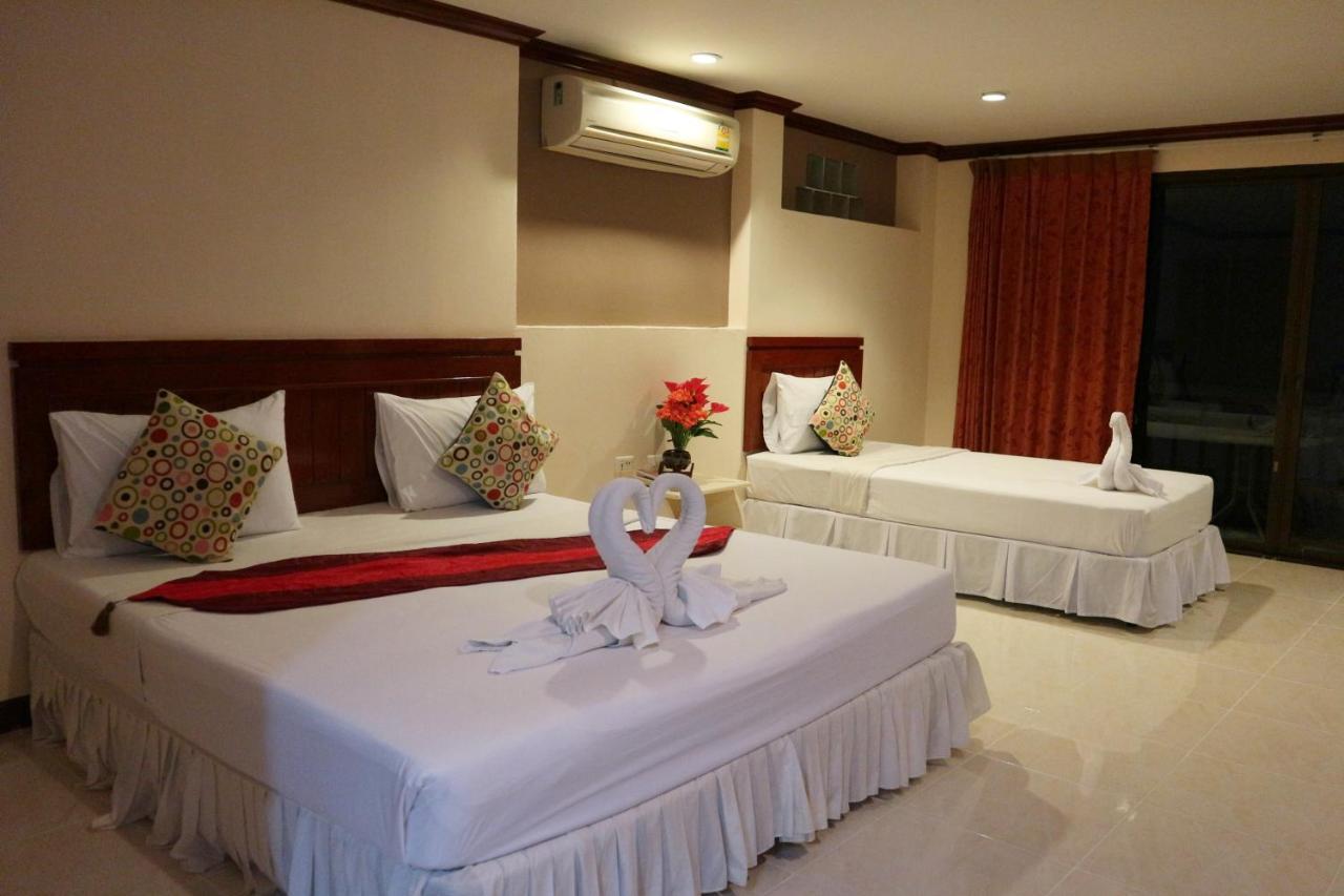 Хостел Benetti House Patong Экстерьер фото